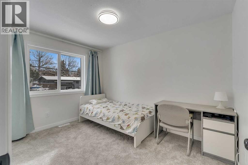 4824 Claret Street Nw, Calgary, Alberta  T2L 1C1 - Photo 33 - A2313861