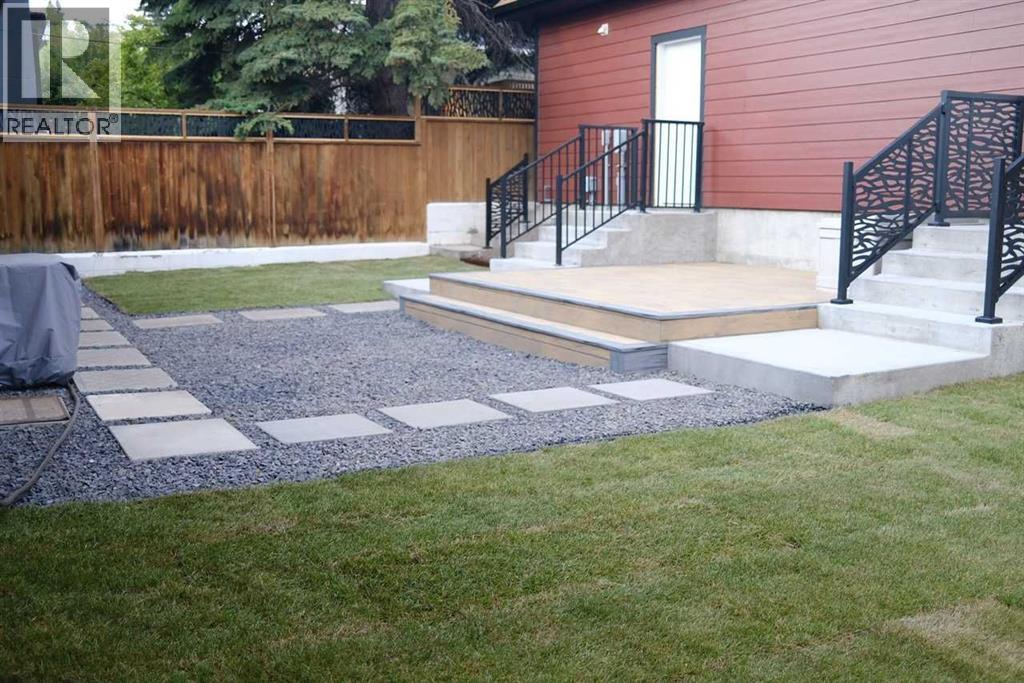 4824 Claret Street Nw, Calgary, Alberta  T2L 1C1 - Photo 43 - A2313861