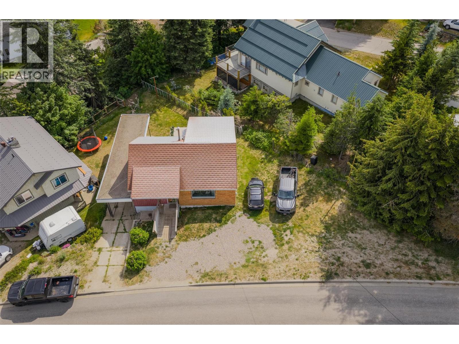 1953 Plewman Way, Rossland, British Columbia  V0G 1Y0 - Photo 31 - 10386646