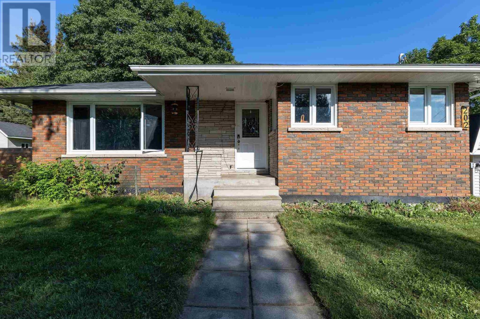 202 Old Goulais Bay Rd, Includes 196 Old Goulais Bay Road, Sault Ste. Marie, Ontario  P6A 0B5 - Photo 3 - SM262234