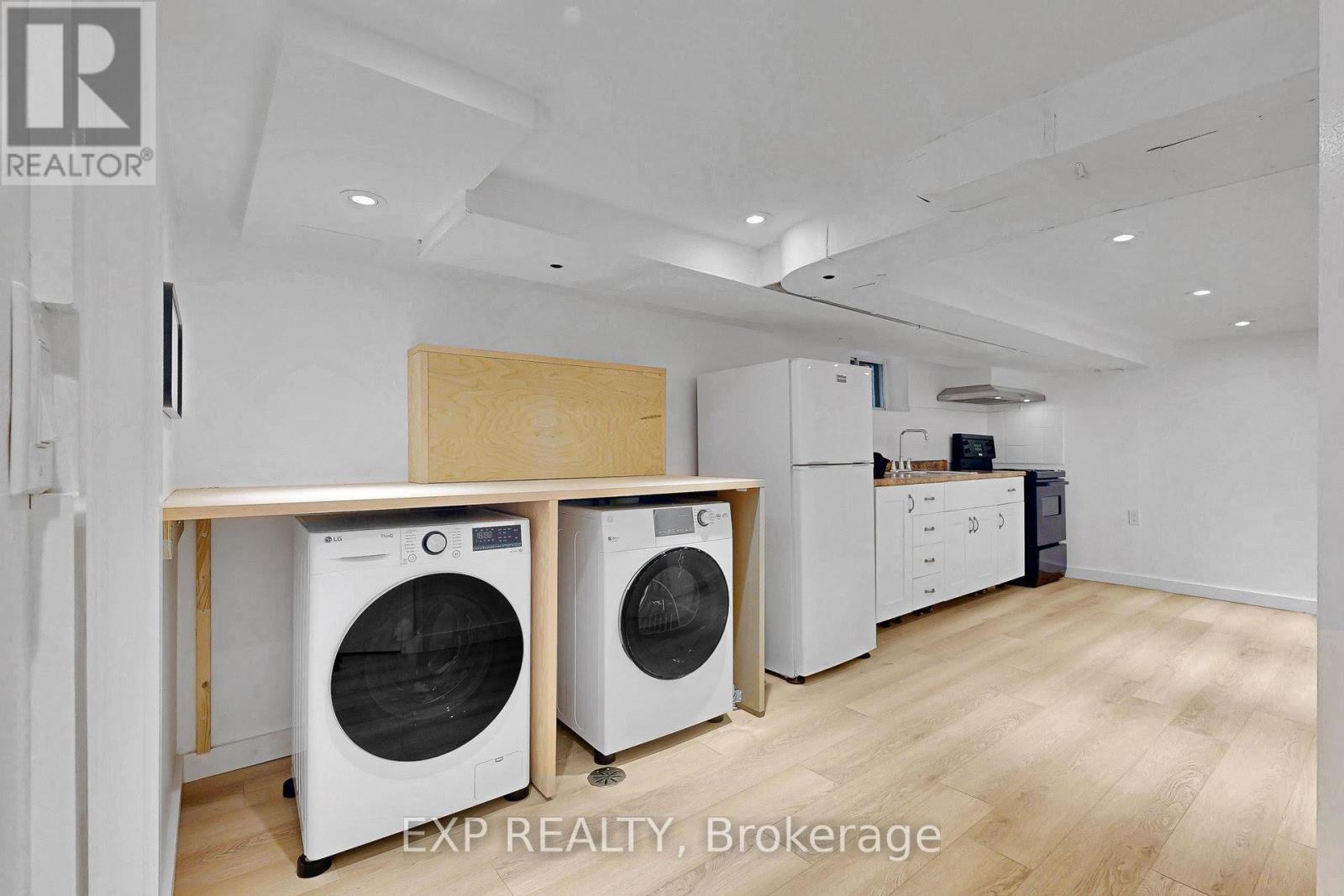 Bsmt - 858 Manning Avenue, Toronto, Ontario  M6G 2W8 - Photo 12 - C13693464
