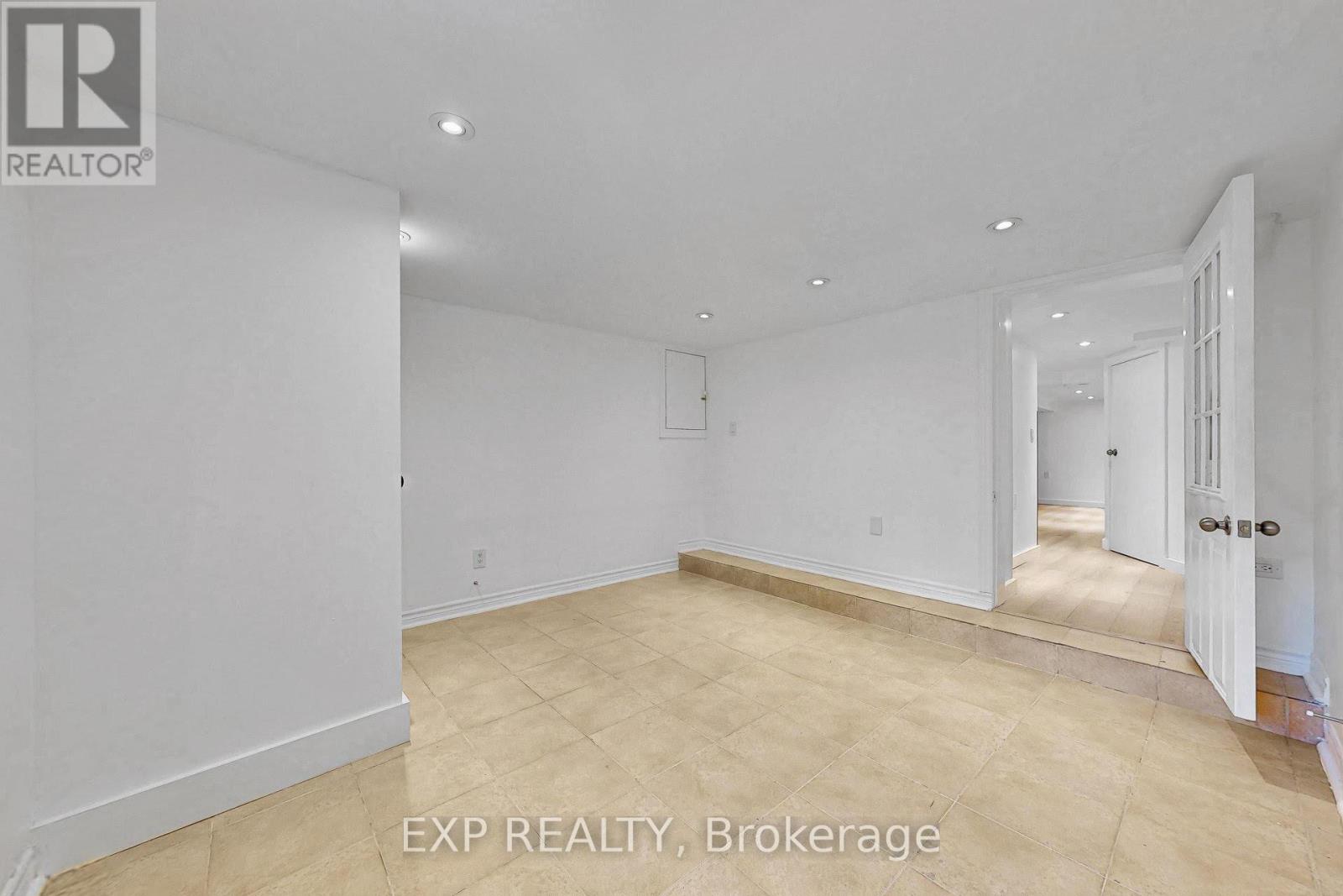 Bsmt - 858 Manning Avenue, Toronto, Ontario  M6G 2W8 - Photo 19 - C13693464