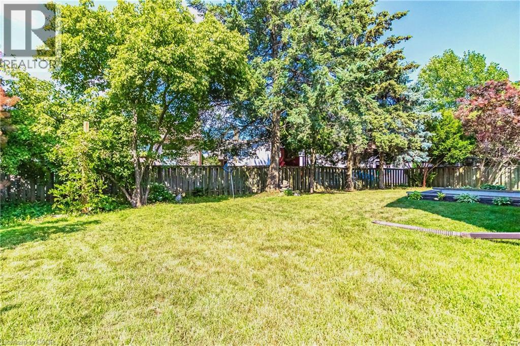 2390 Sinclair Circle, Burlington, Ontario  L7P 3C3 - Photo 29 - 40839736