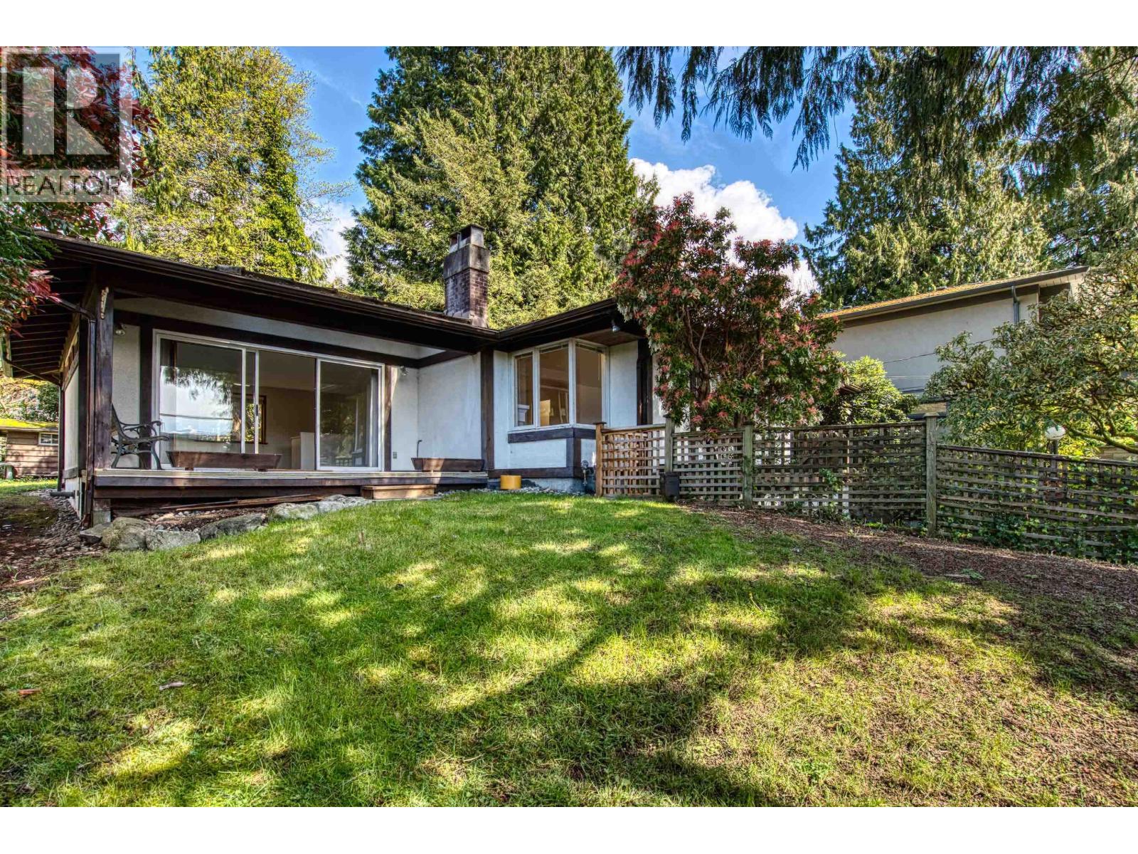 2493 Haywood Avenue, West Vancouver, British Columbia V7V 1Y2 - Photo 34 - R3112678
