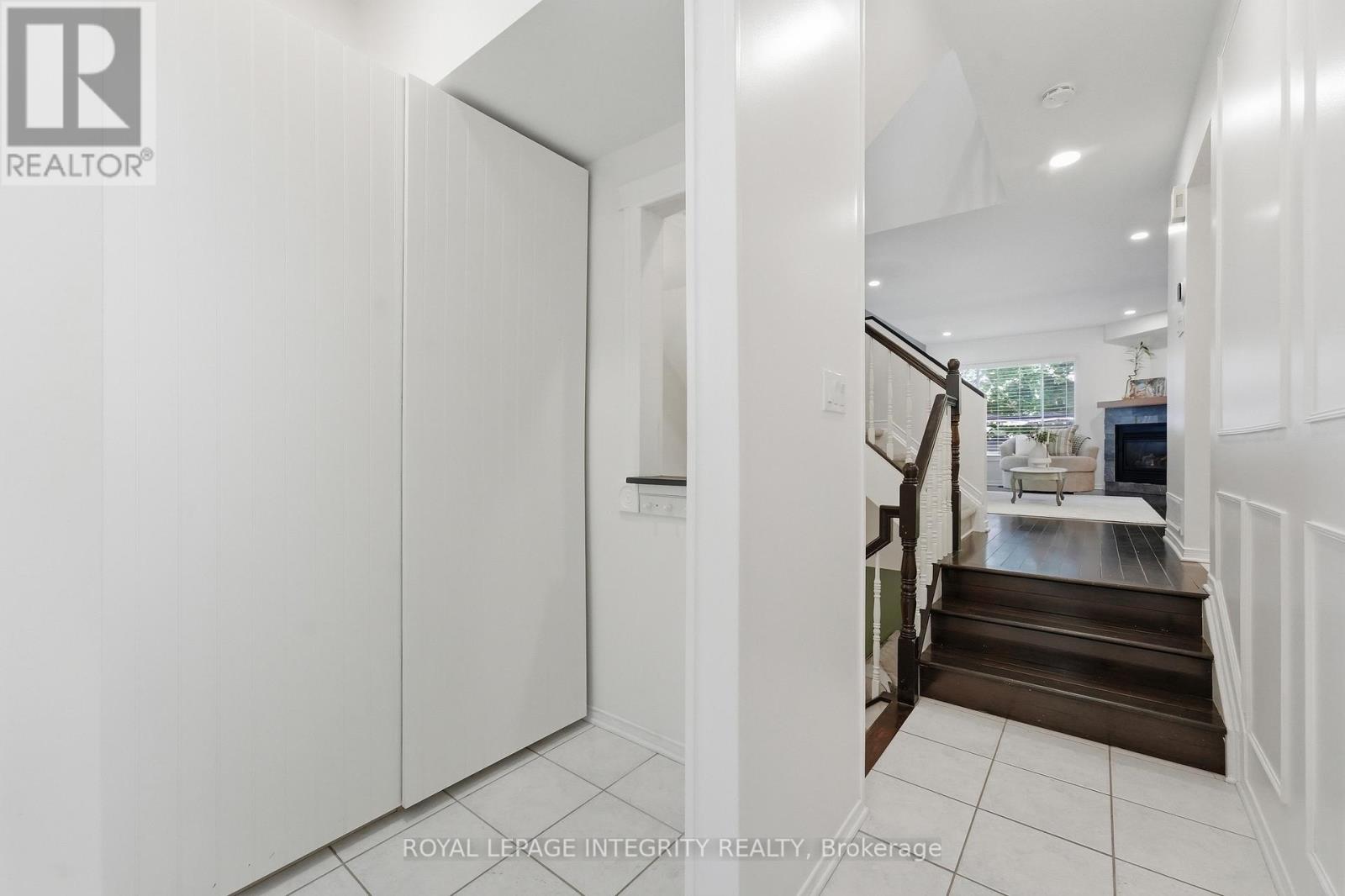 1341 Halton Terrace, Ottawa, Ontario  K2K 3J2 - Photo 7 - X13693952