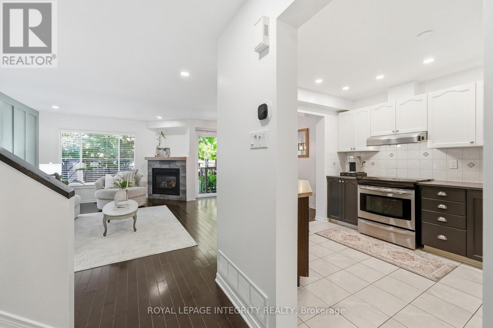 1341 Halton Terrace, Ottawa, Ontario  K2K 3J2 - Photo 8 - X13693952