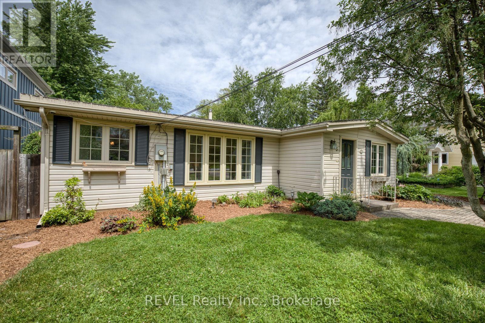 55 Delater Street, Niagara-On-The-Lake, Ontario  L0S 1J0 - Photo 4 - X13693908