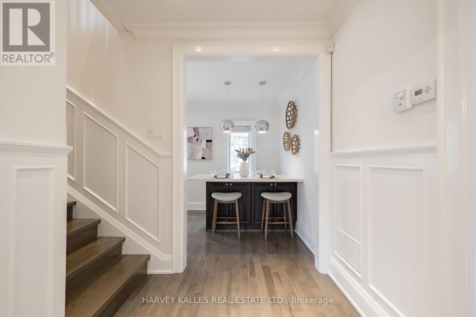 6 Browside Avenue, Toronto, Ontario  M5P 2V1 - Photo 15 - C13693942