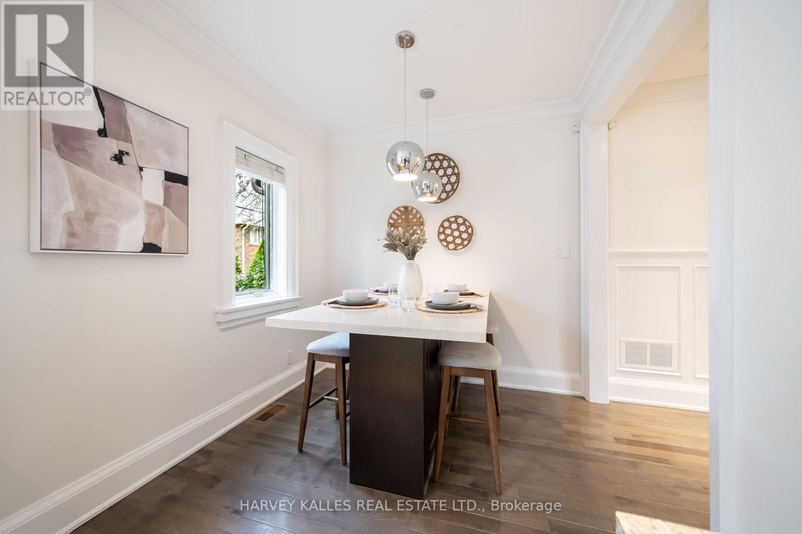 6 Browside Avenue, Toronto, Ontario  M5P 2V1 - Photo 17 - C13693942