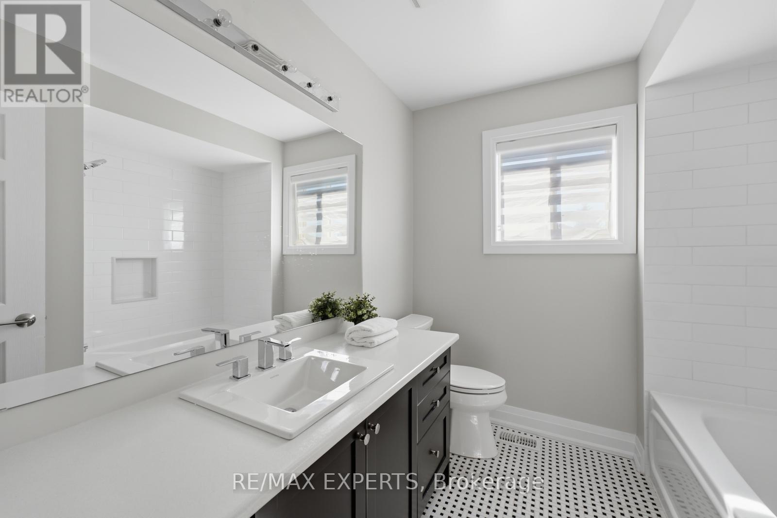 192 Forest Fountain Drive, Vaughan, Ontario  L4H 1P2 - Photo 34 - N13693944