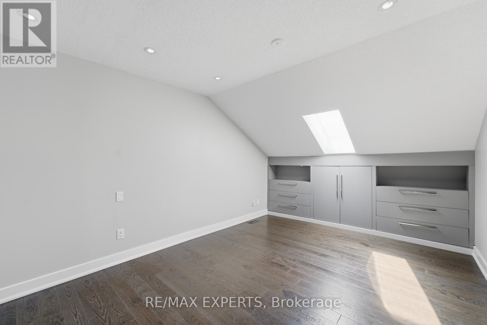 192 Forest Fountain Drive, Vaughan, Ontario  L4H 1P2 - Photo 35 - N13693944