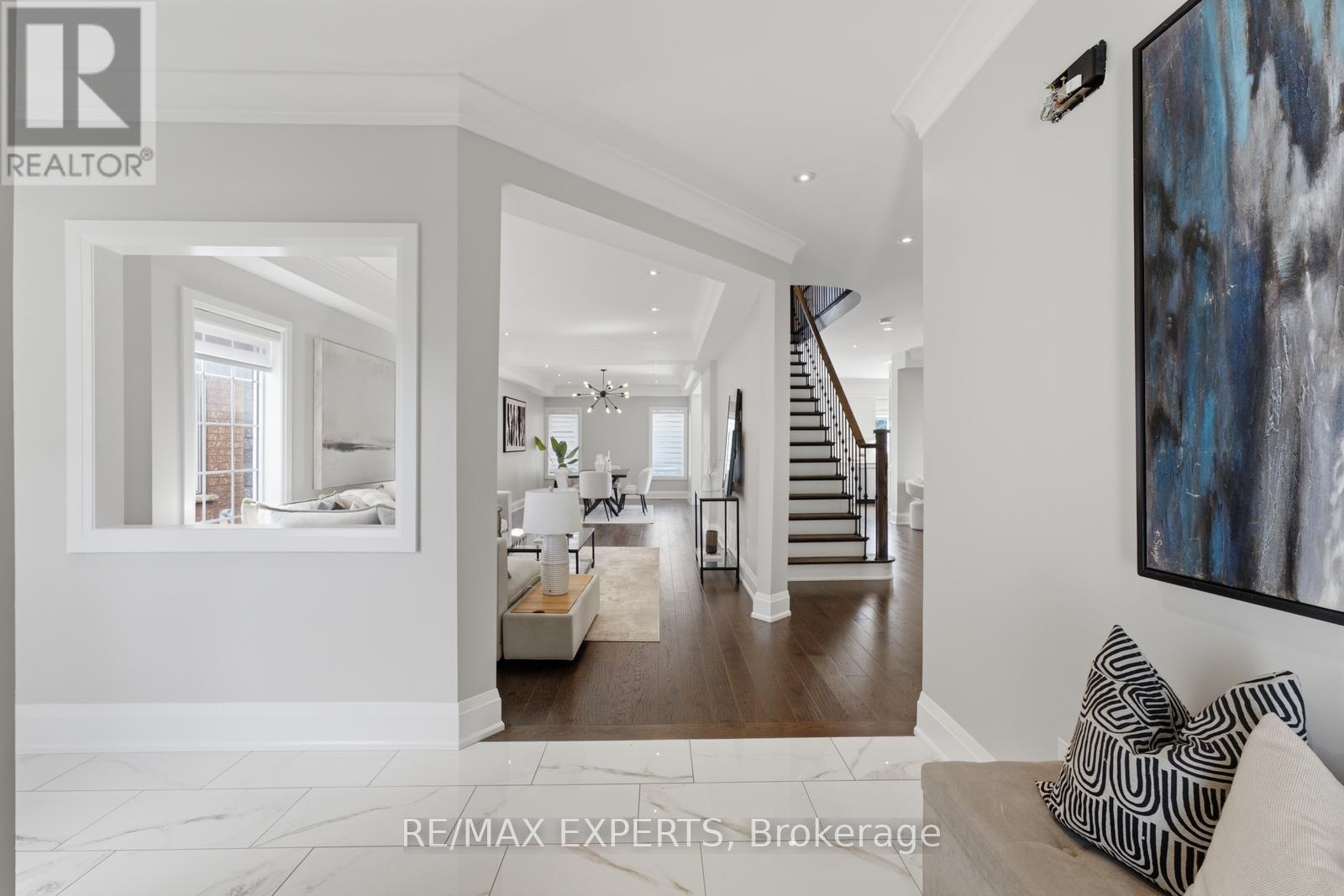192 Forest Fountain Drive, Vaughan, Ontario  L4H 1P2 - Photo 6 - N13693944