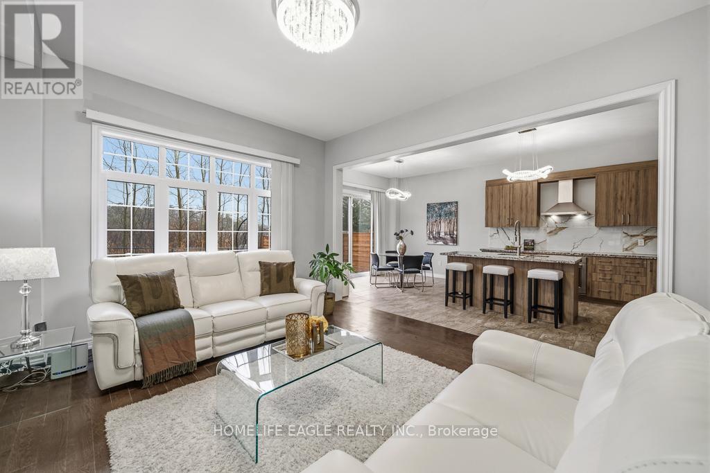 71 Woodhaven Avenue, Aurora, Ontario  L4G 3Y2 - Photo 8 - N13693950