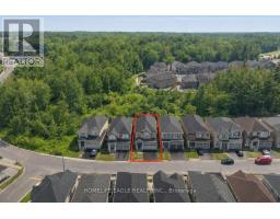 71 WOODHAVEN AVENUE, Aurora, Ontario