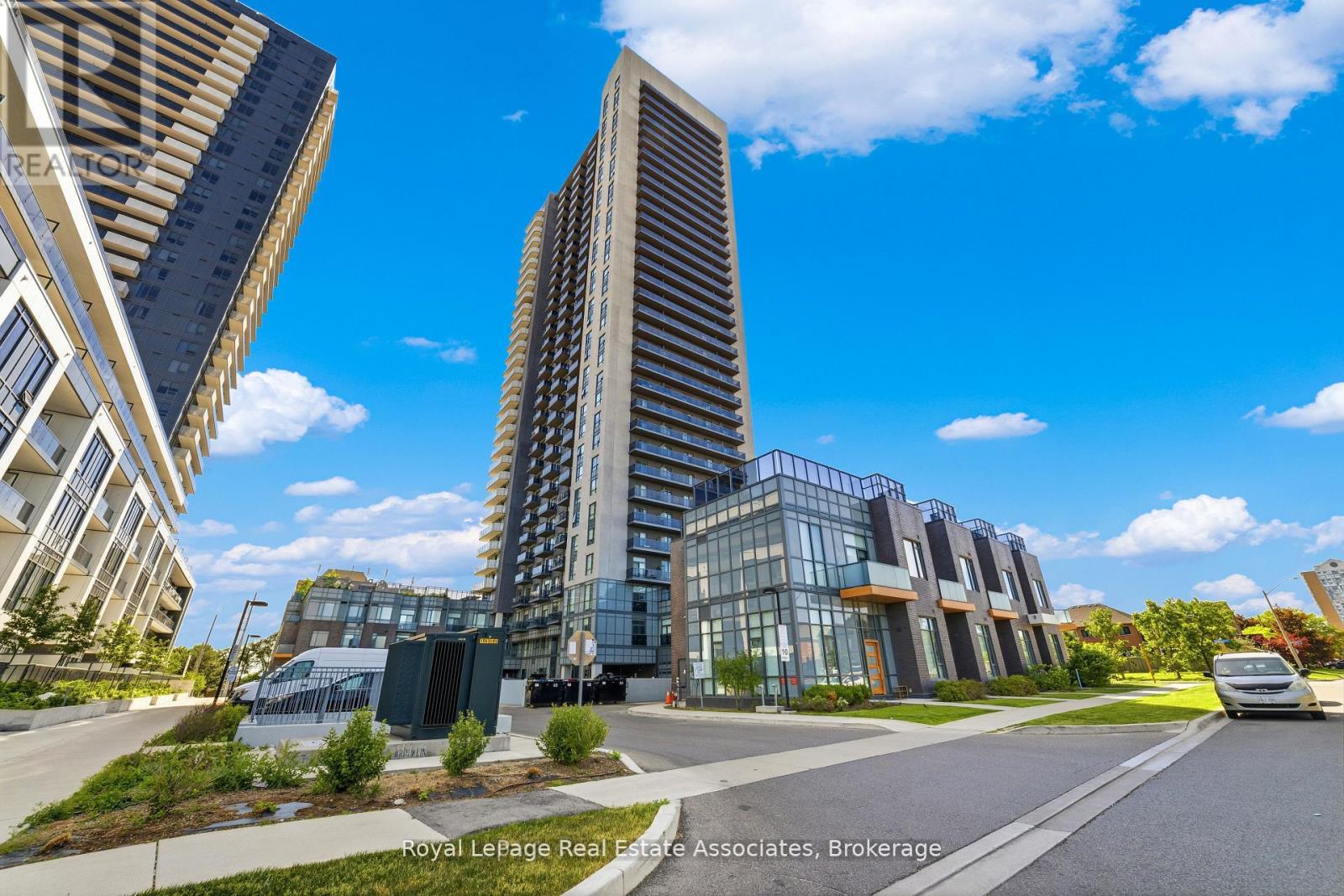 3118 - 8 NAHANI WAY, Mississauga, Ontario