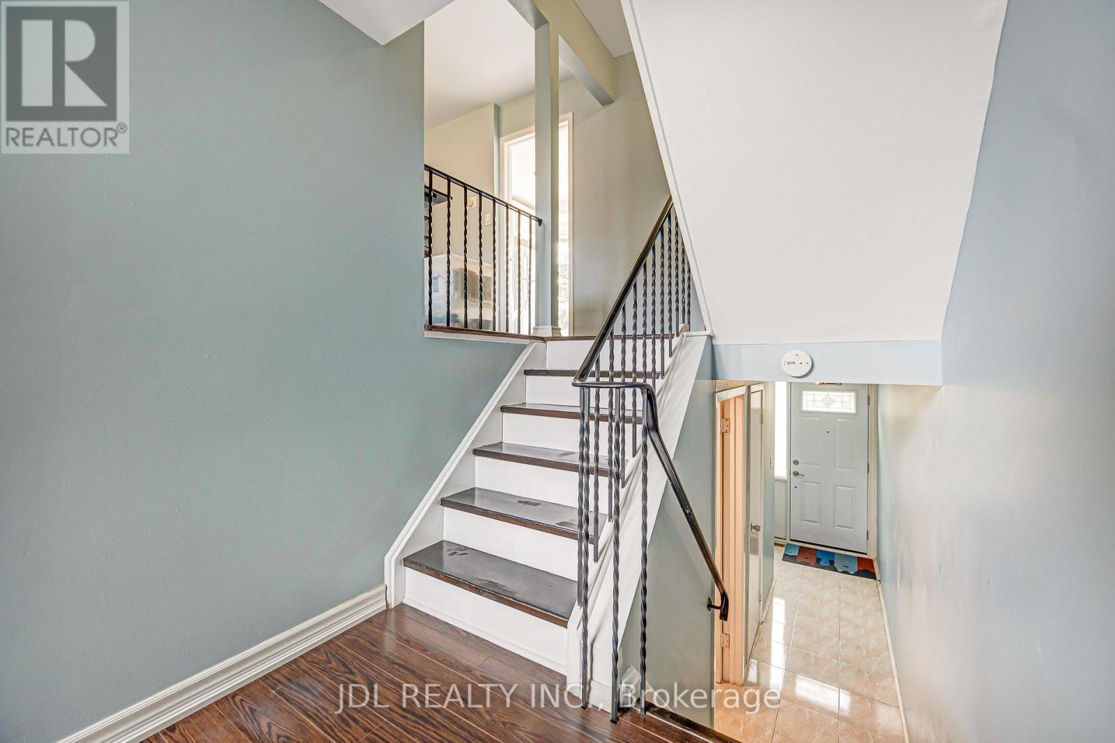 33 - 100 Bridletowne Circle, Toronto, Ontario  M1W 2G8 - Photo 14 - E13689968