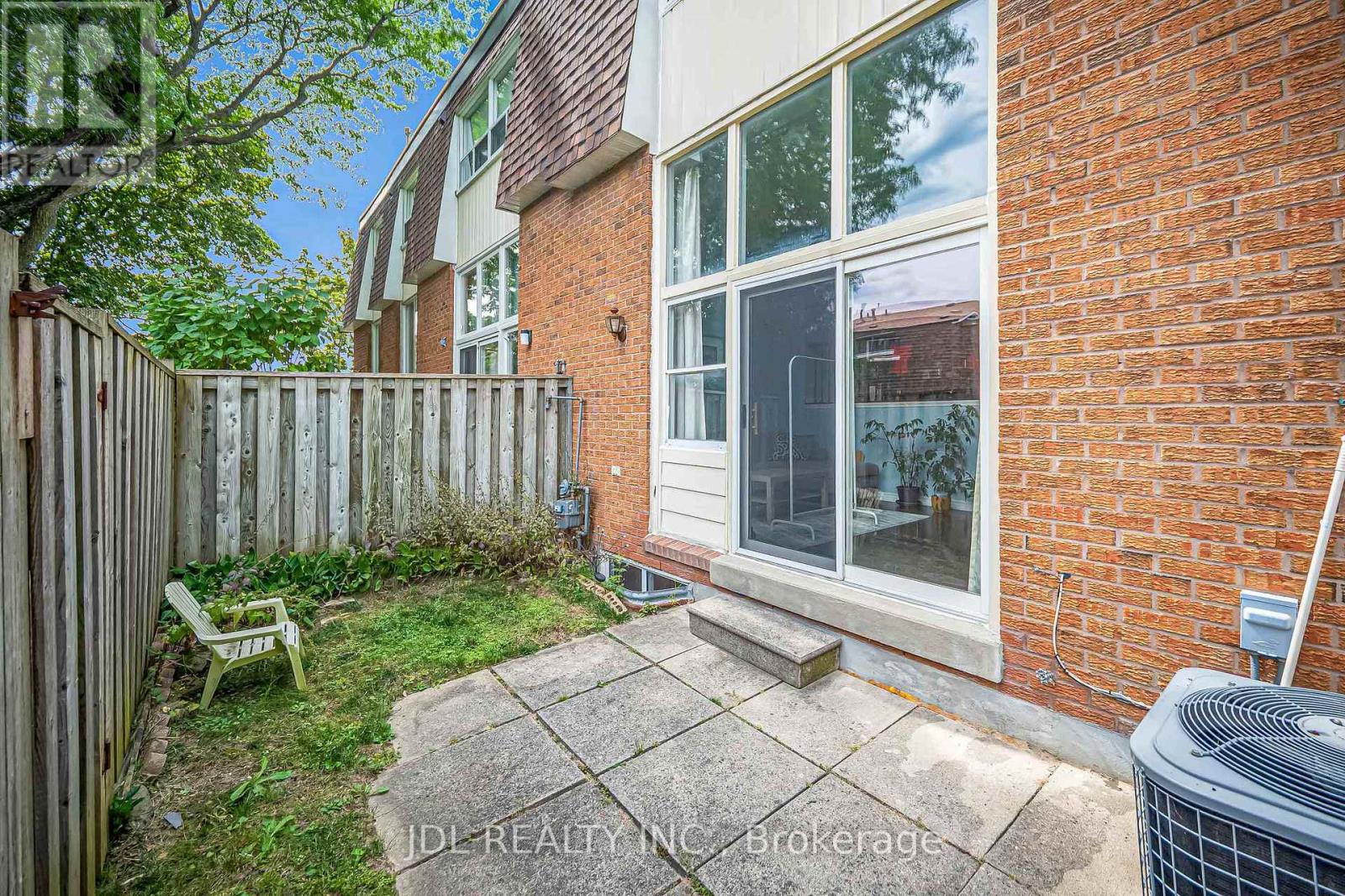 33 - 100 Bridletowne Circle, Toronto, Ontario  M1W 2G8 - Photo 46 - E13689968