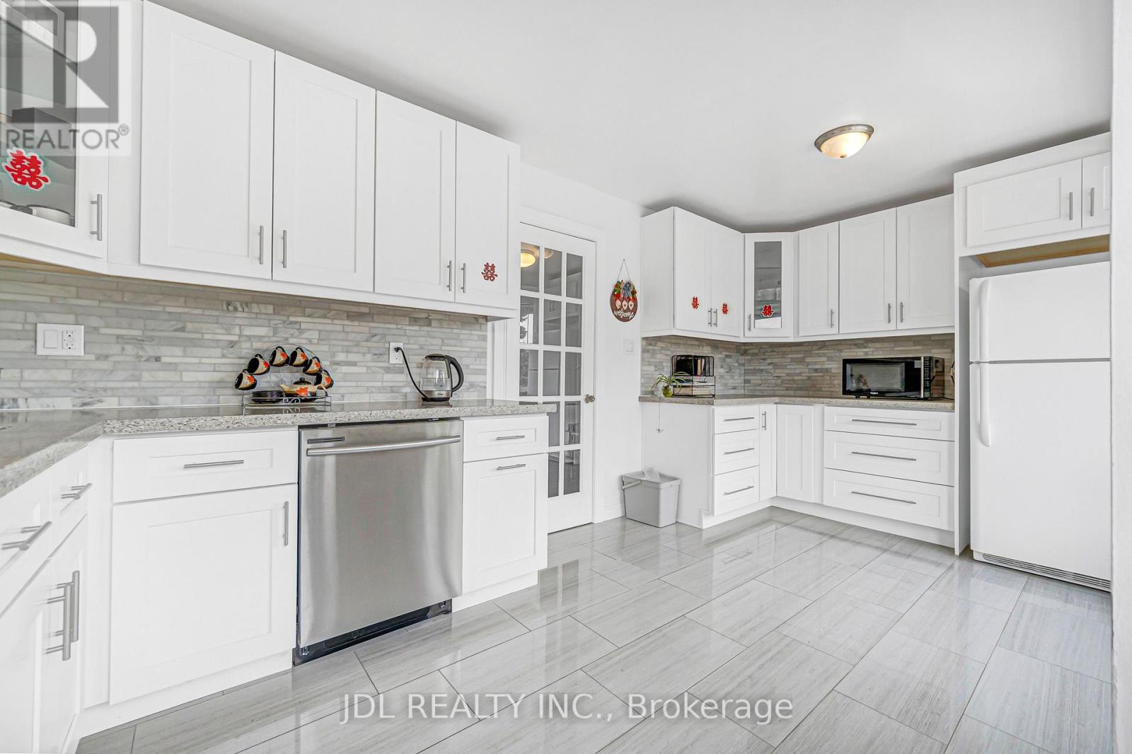 33 - 100 Bridletowne Circle, Toronto, Ontario  M1W 2G8 - Photo 23 - E13689968