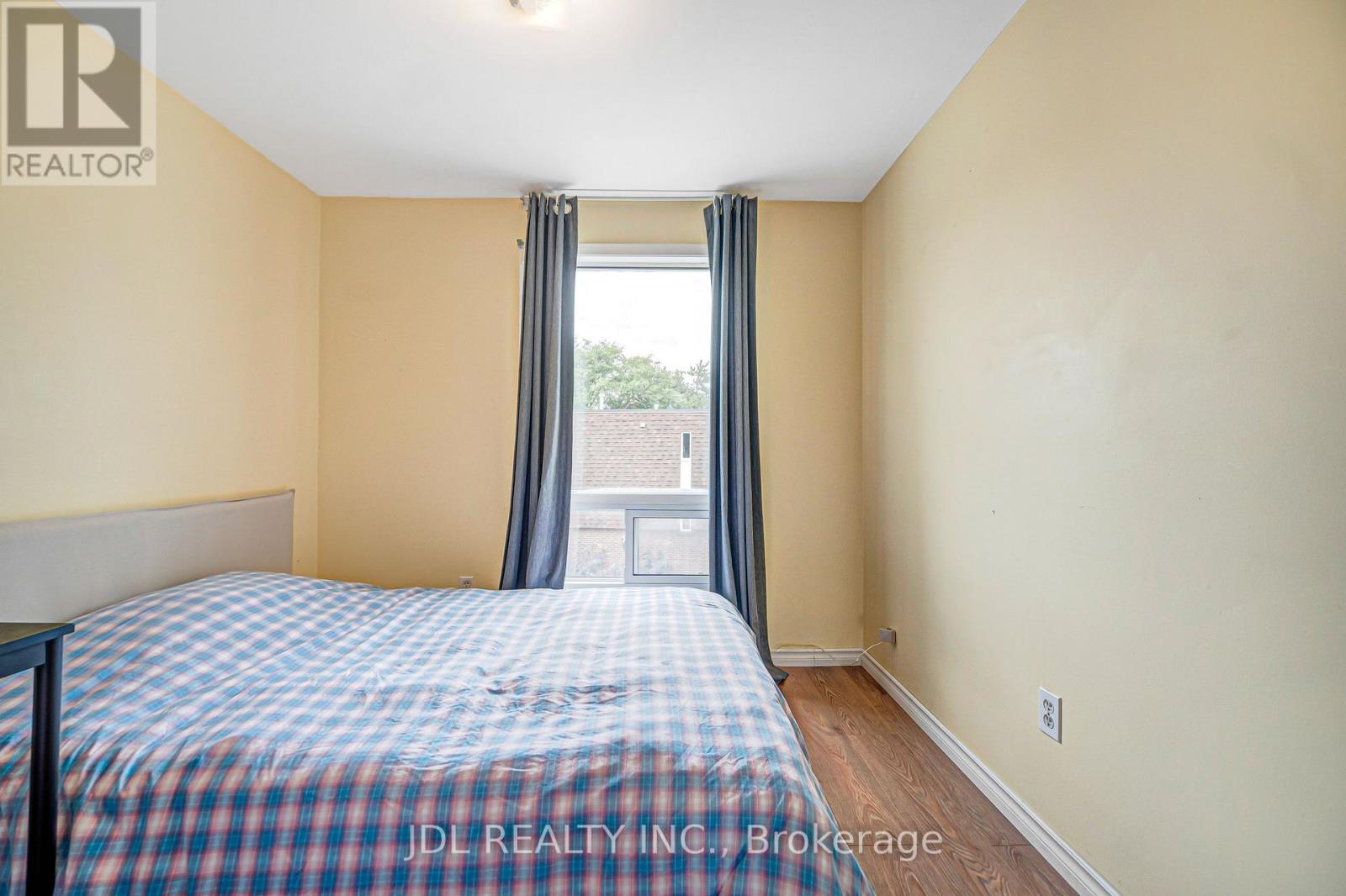 33 - 100 Bridletowne Circle, Toronto, Ontario  M1W 2G8 - Photo 36 - E13689968