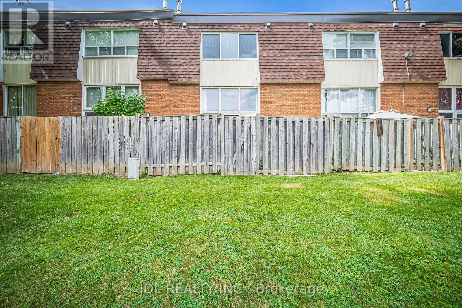 33 - 100 Bridletowne Circle, Toronto, Ontario  M1W 2G8 - Photo 49 - E13689968