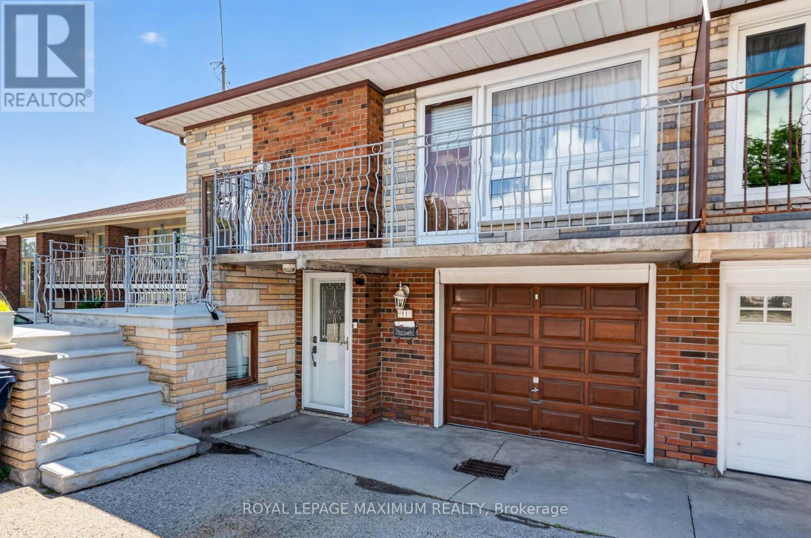 11 Hisey Crescent, Toronto, Ontario  M3N 1T9 - Photo 4 - W13692782