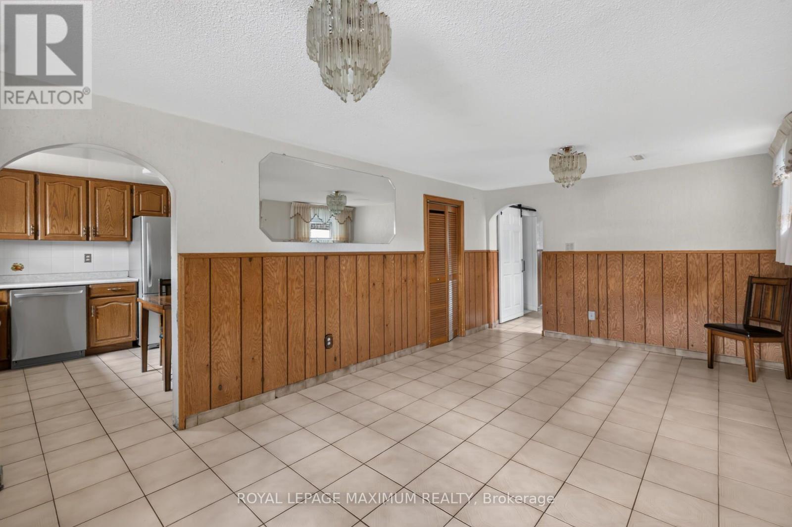 11 Hisey Crescent, Toronto, Ontario  M3N 1T9 - Photo 28 - W13692782