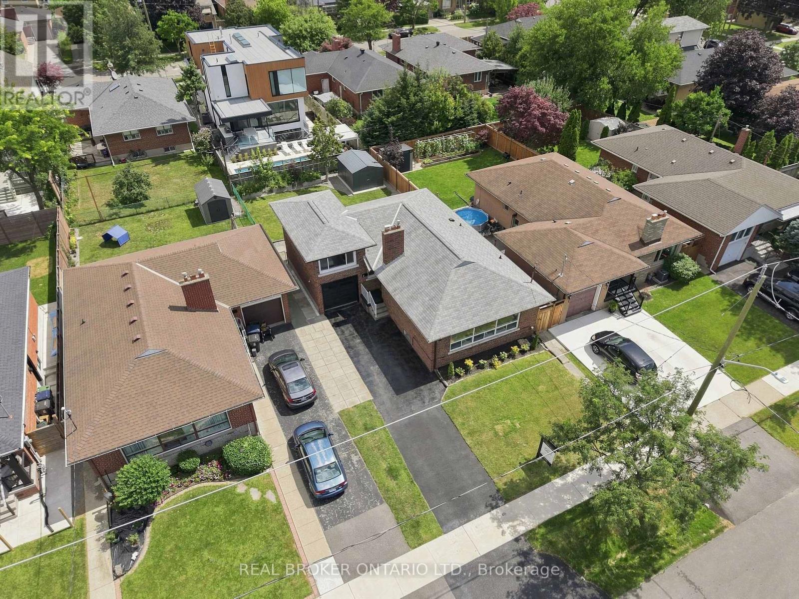 7 Allison Drive, Toronto, Ontario M8Z 3Z9 - Photo 35 - W13693022