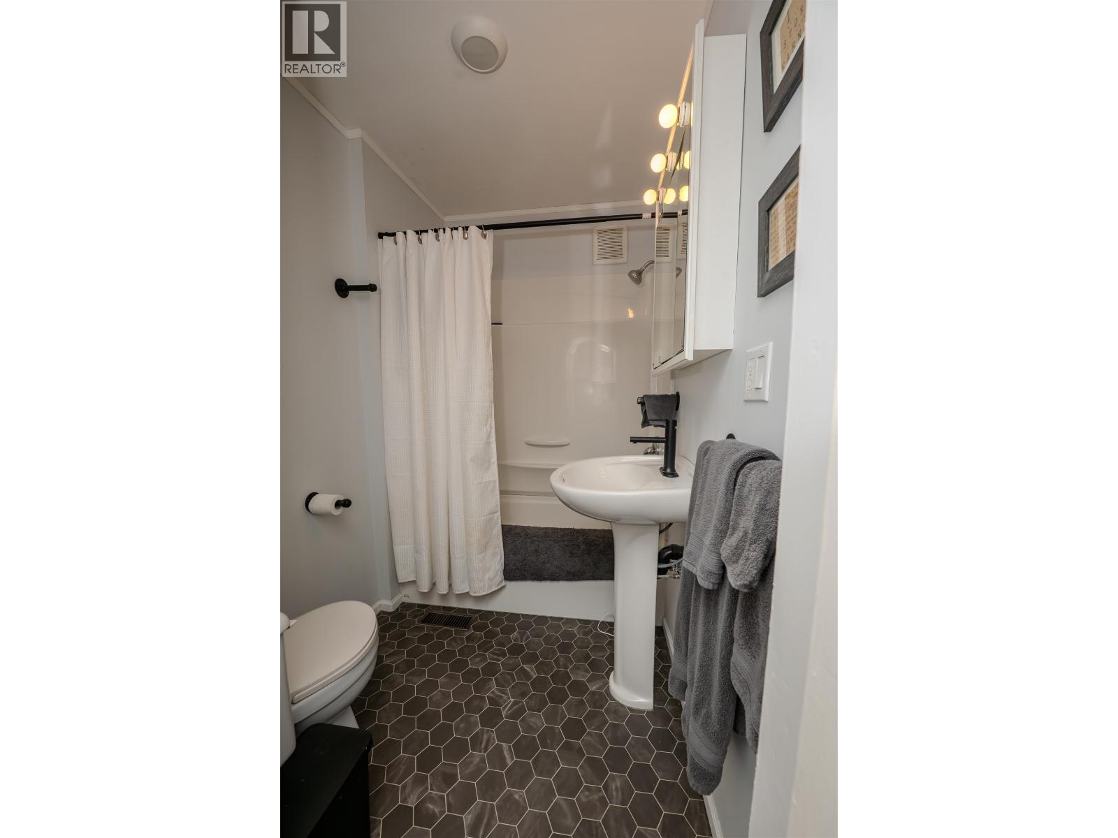 603 Gibbon Street, Williams Lake, British Columbia  V2G 1V6 - Photo 11 - R3146283