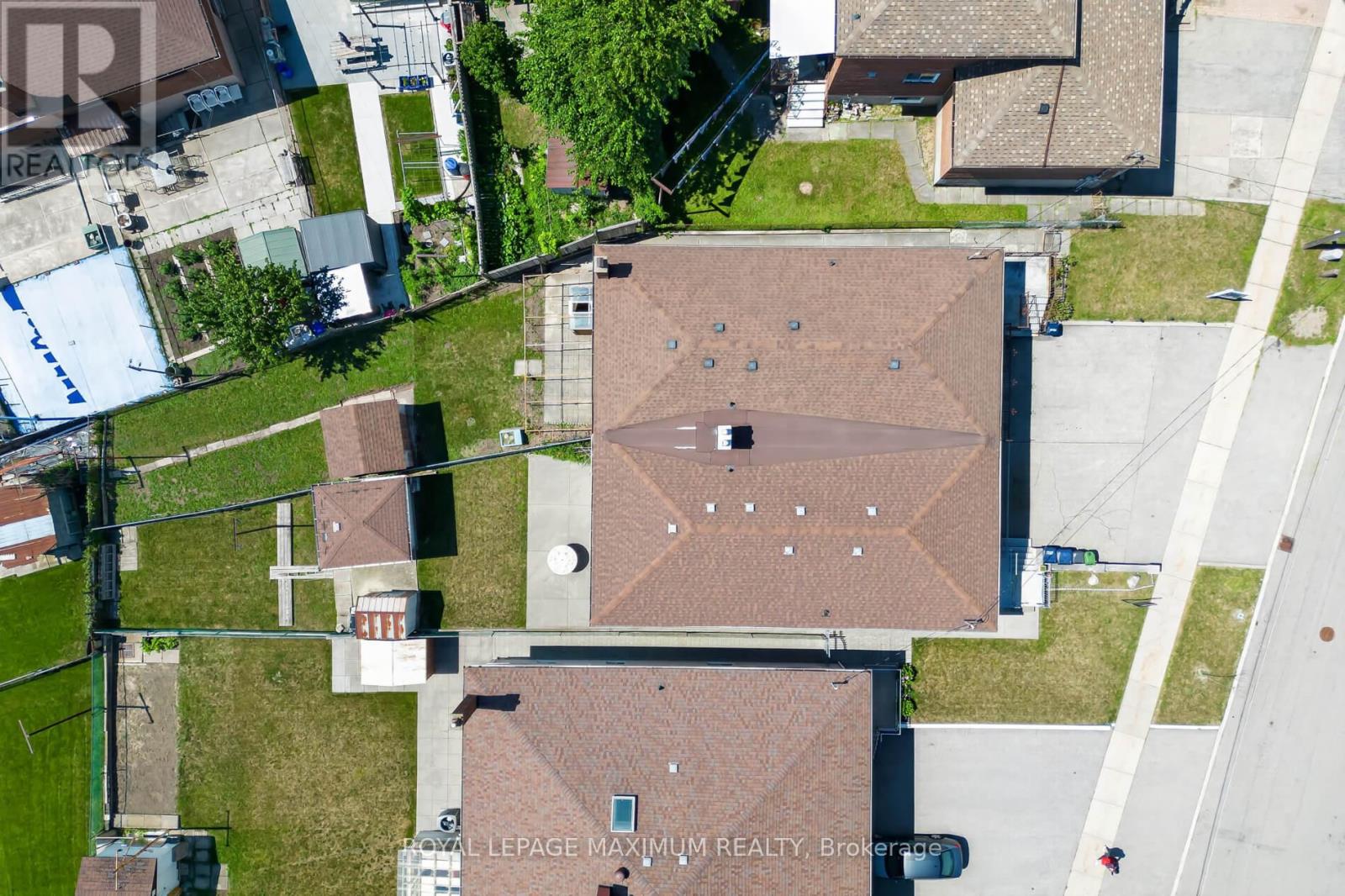 11 Hisey Crescent, Toronto, Ontario  M3N 1T9 - Photo 48 - W13692782