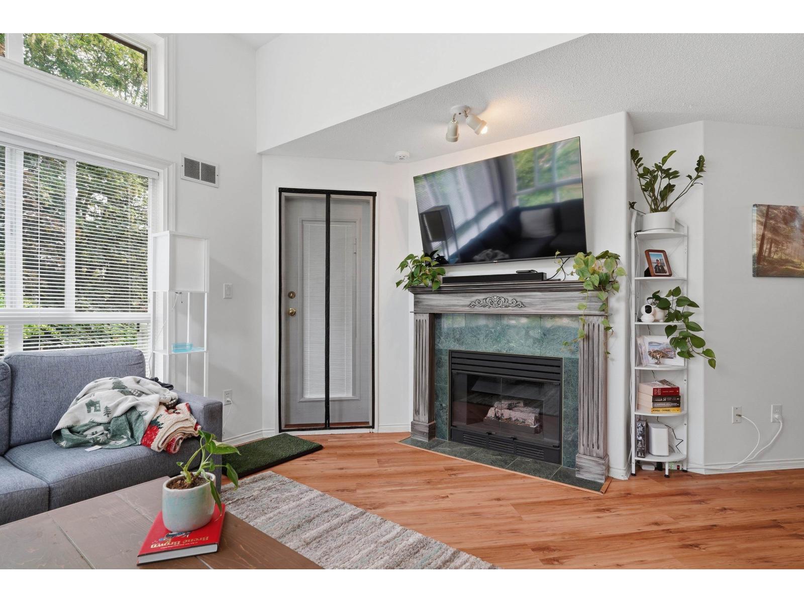 309 15342 20 Avenue, Surrey, British Columbia  V4A 2A2 - Photo 2 - R3133504