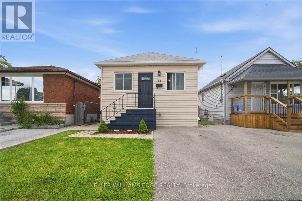 22 Delena Avenue N, Hamilton, Ontario  L8H 6B4 - Photo 2 - X13693920