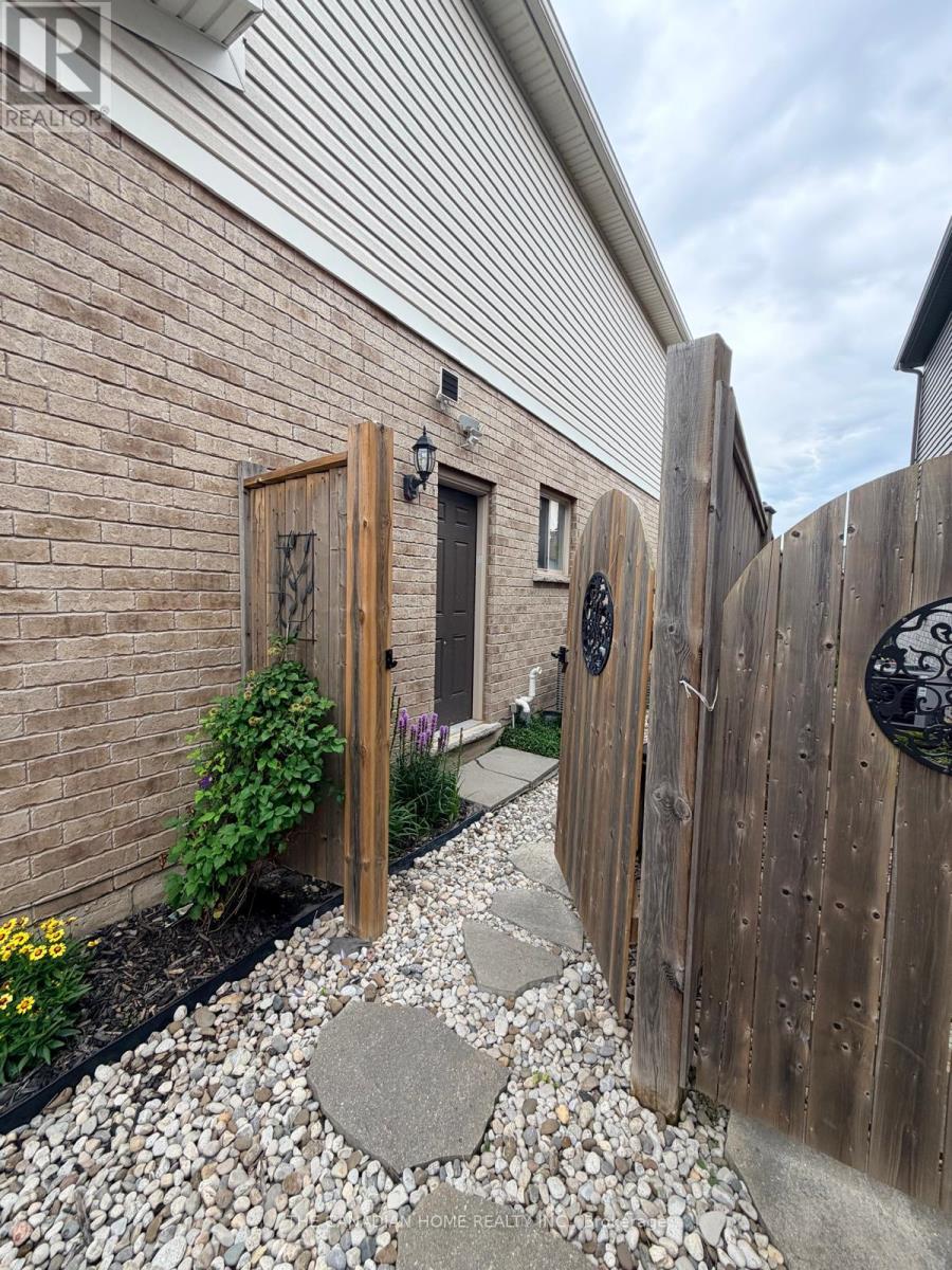 Lower - 5622 Osprey Avenue, Niagara Falls, Ontario  L2H 0G2 - Photo 12 - X13693934