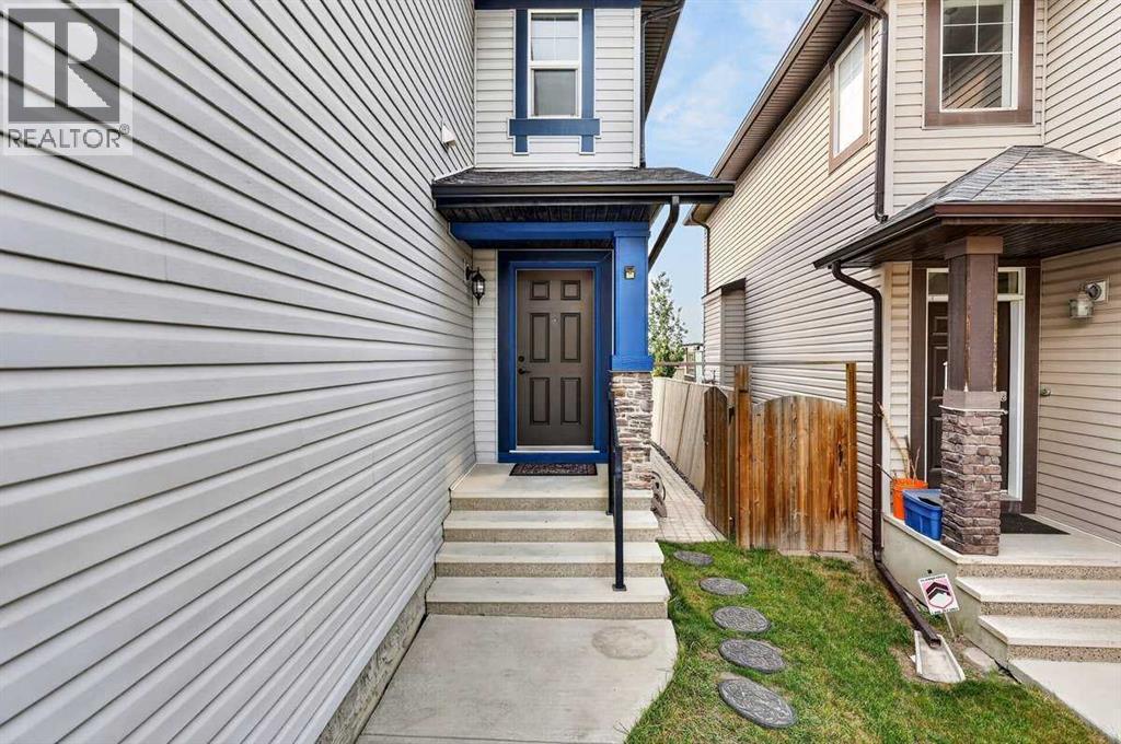 377 Panora Way NW, Calgary, Alberta  T3K 0V2 - Photo 4 - A2335904