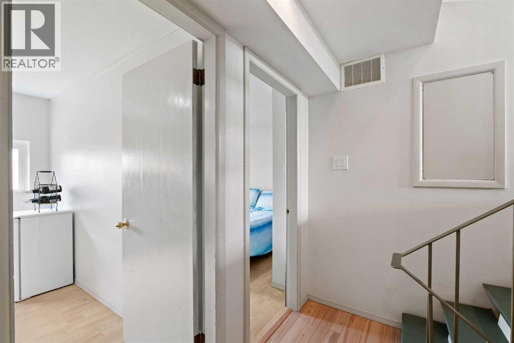 726 68 Avenue Sw, Calgary, Alberta  T2V 0N2 - Photo 24 - A2336114