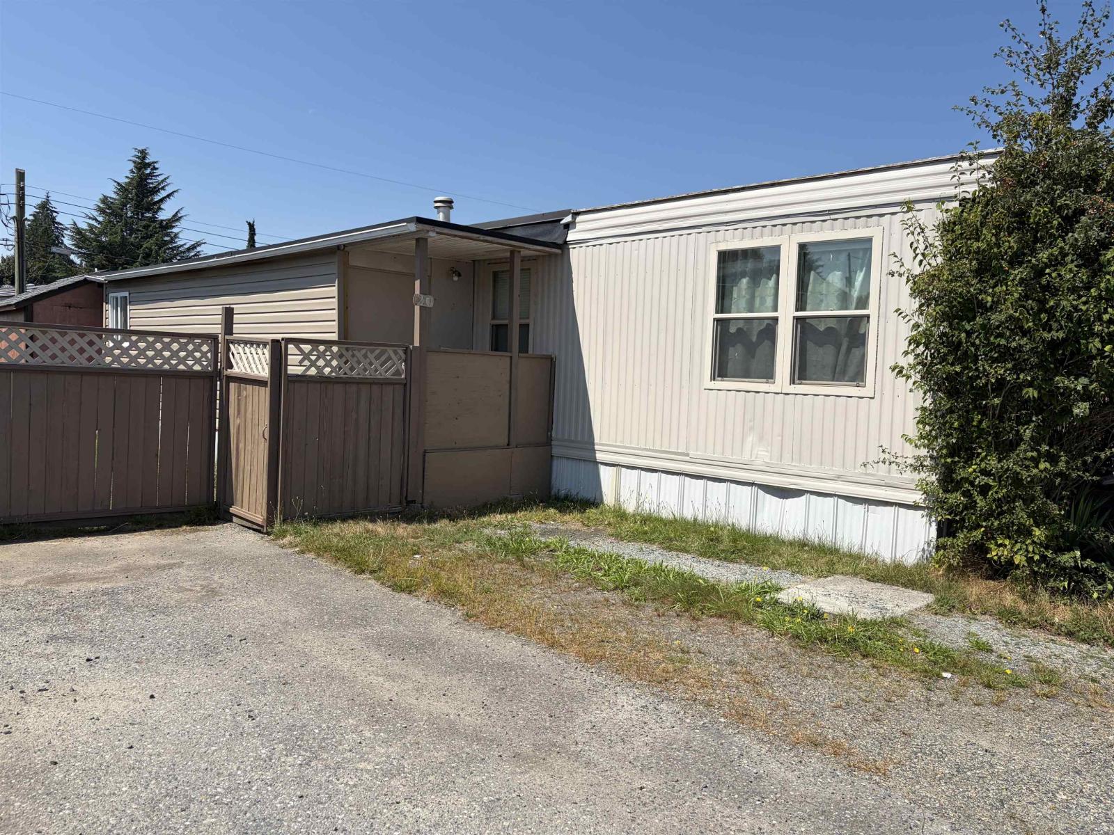 20 26892 Fraser Highway, Langley, British Columbia  V4W 3T5 - Photo 1 - R3157191