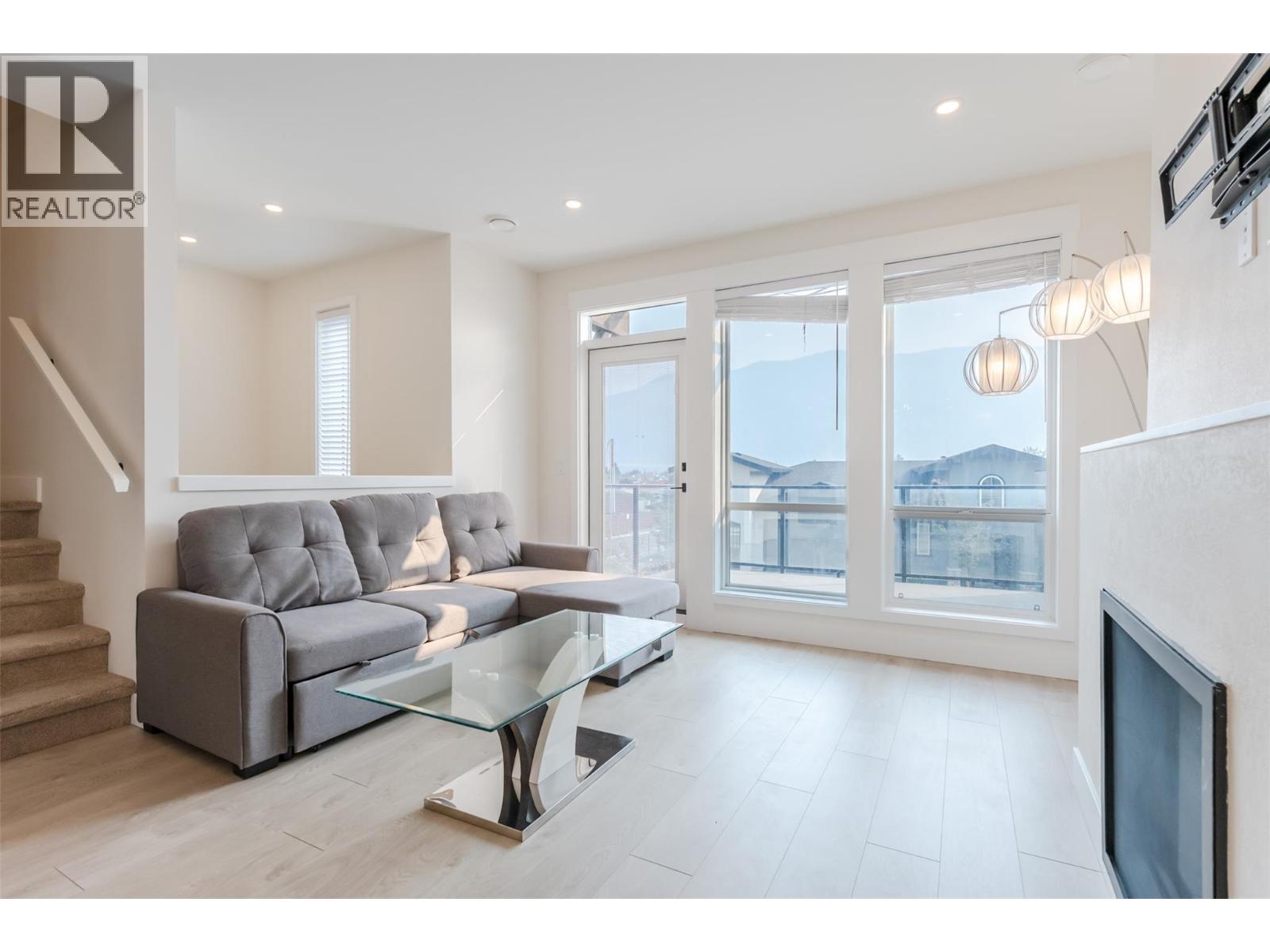8000 Vedette Drive Unit# 52, Osoyoos, British Columbia  V0H 1V2 - Photo 5 - 10397987