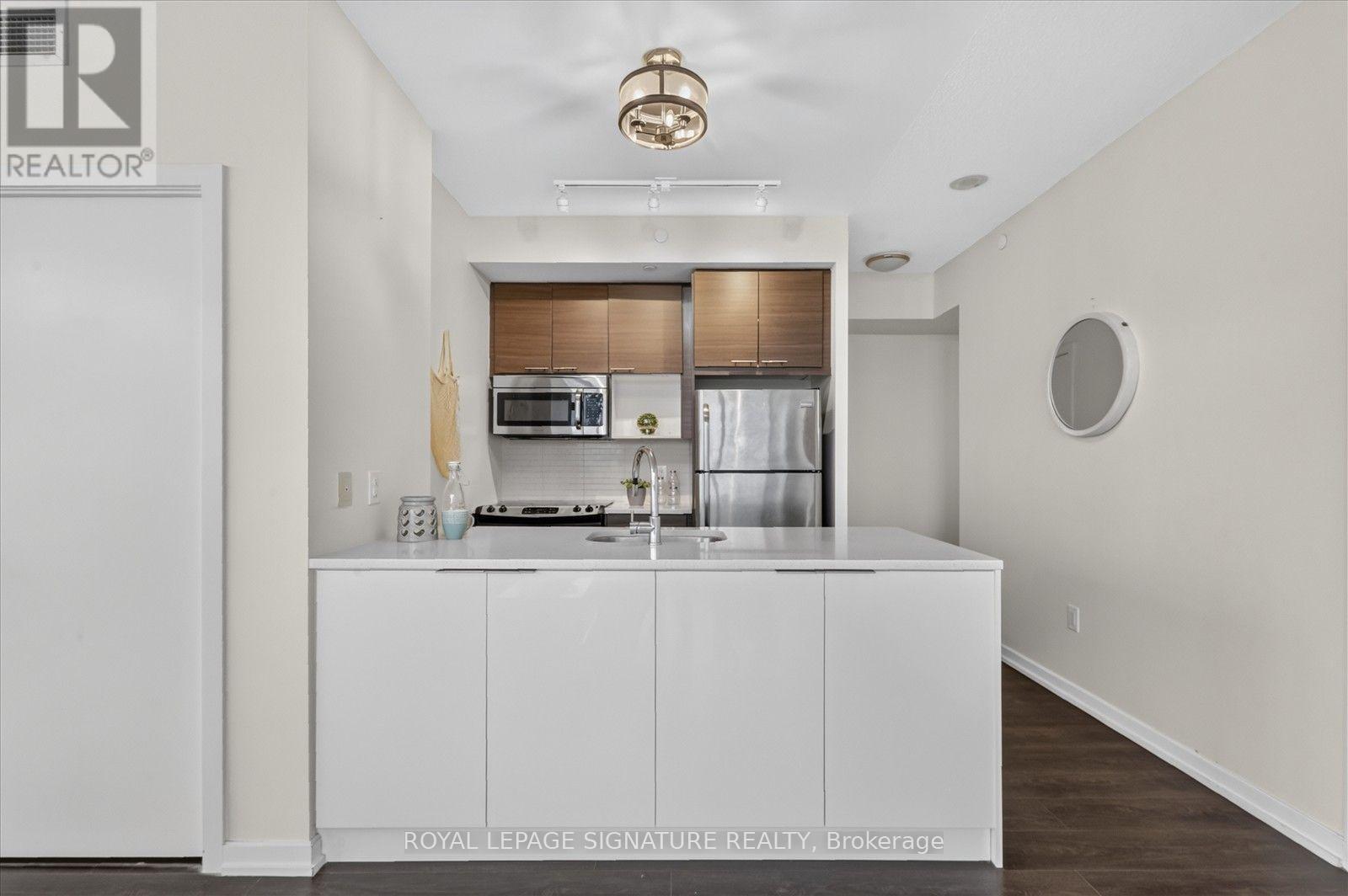 2112 - 66 Forest Manor Road, Toronto, Ontario  M2J 0B7 - Photo 12 - C13694028