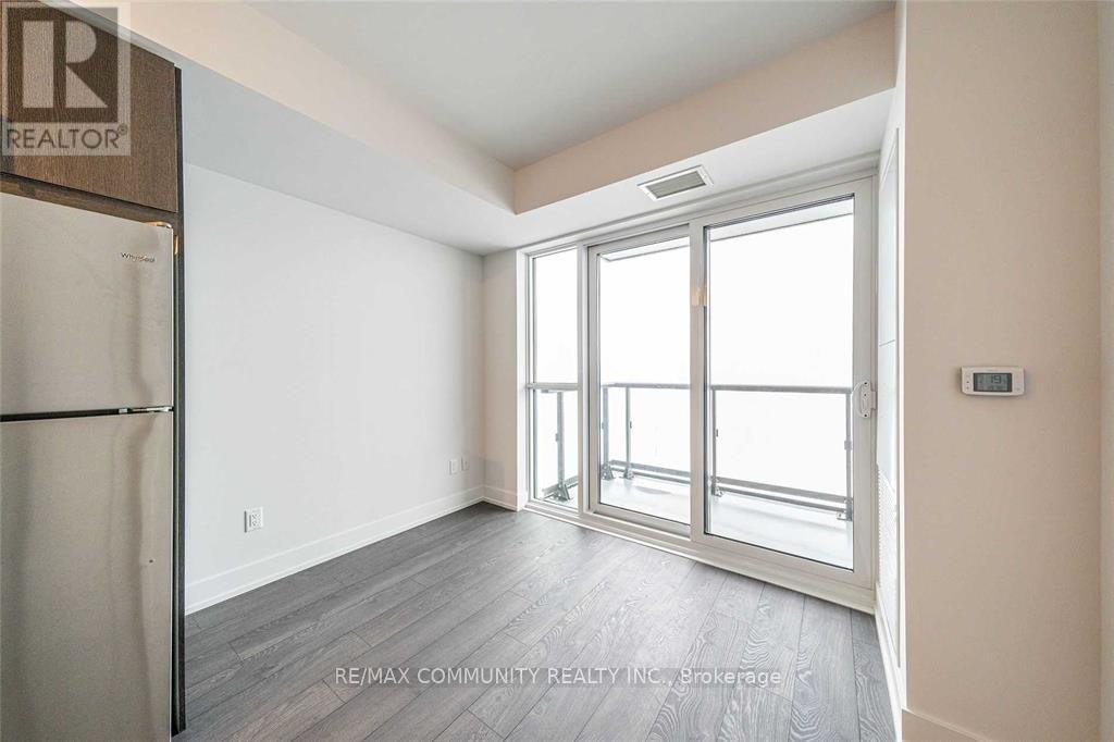 2114 - 2550 Simcoe Street, Oshawa, Ontario  L1L 0R5 - Photo 8 - E13694046