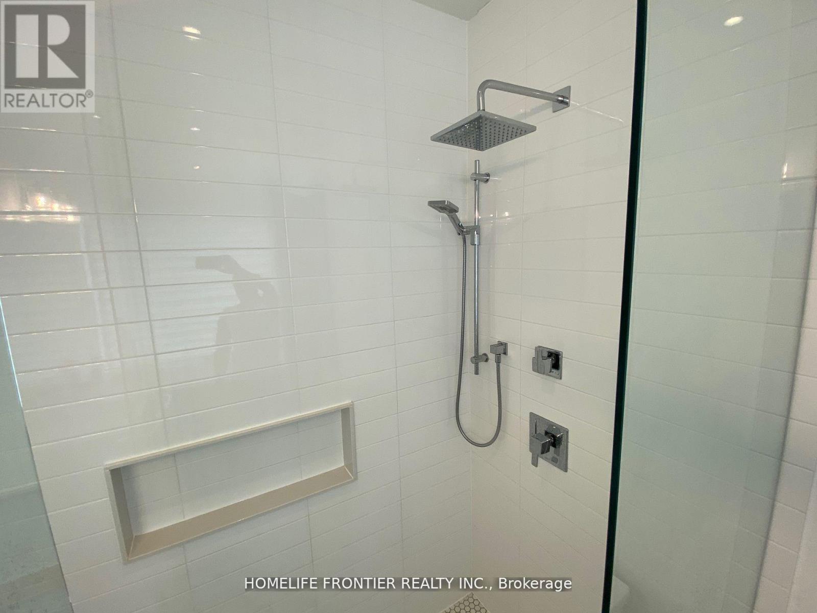 163 Pemberton Road, Richmond Hill, Ontario  L4C 3T6 - Photo 14 - N13693978