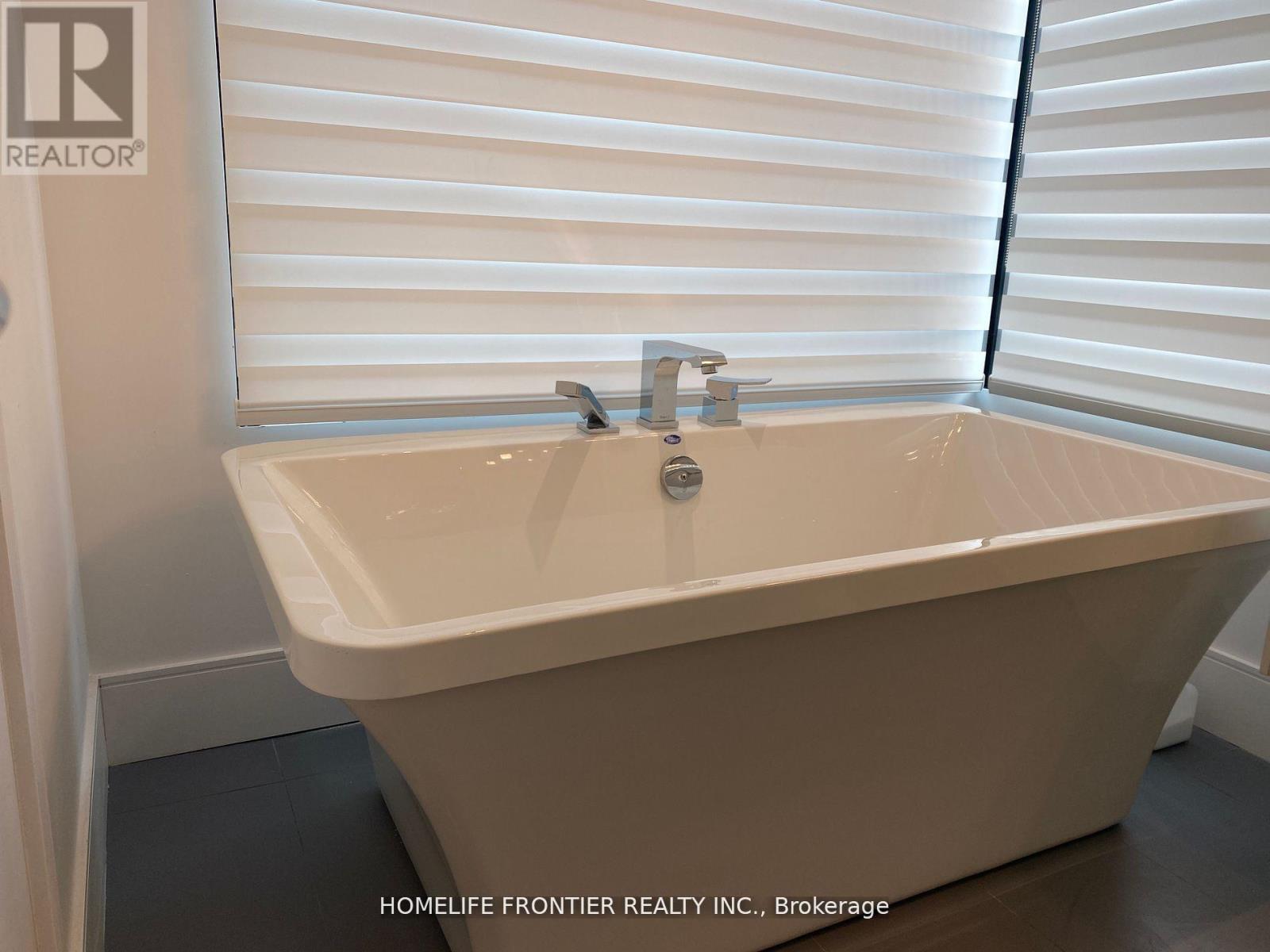 163 Pemberton Road, Richmond Hill, Ontario  L4C 3T6 - Photo 15 - N13693978