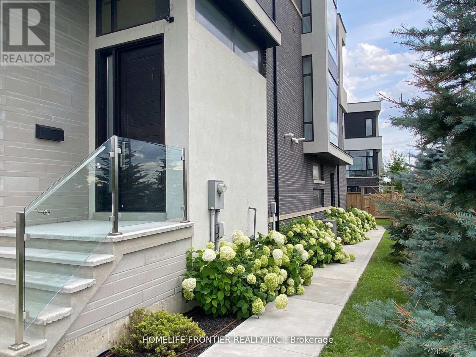 163 Pemberton Road, Richmond Hill, Ontario  L4C 3T6 - Photo 25 - N13693978
