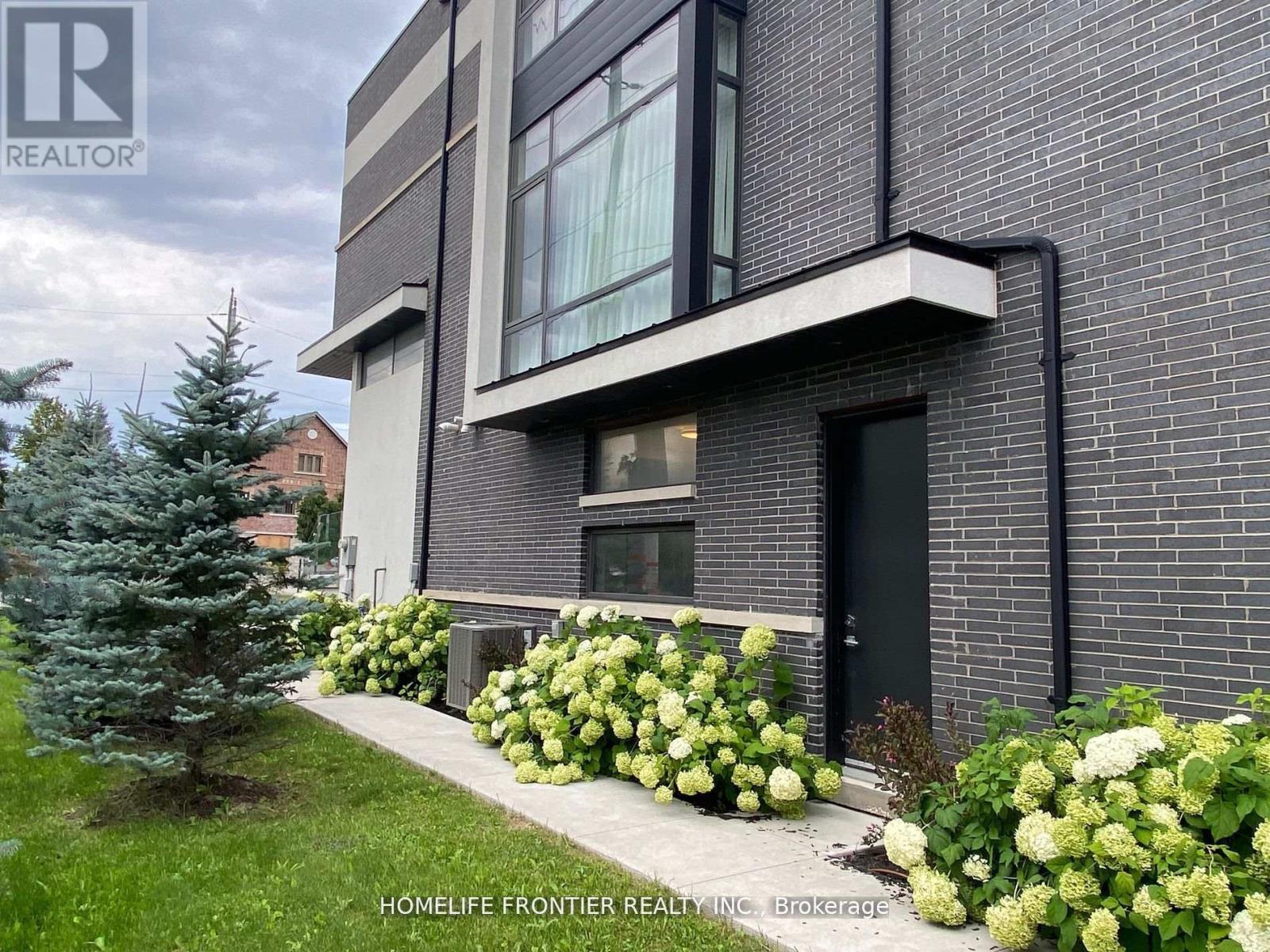163 Pemberton Road, Richmond Hill, Ontario  L4C 3T6 - Photo 28 - N13693978