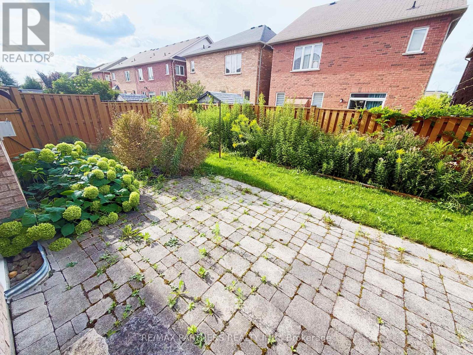 46 Barnstone Drive, Markham, Ontario  L6E 2G9 - Photo 36 - N13694032