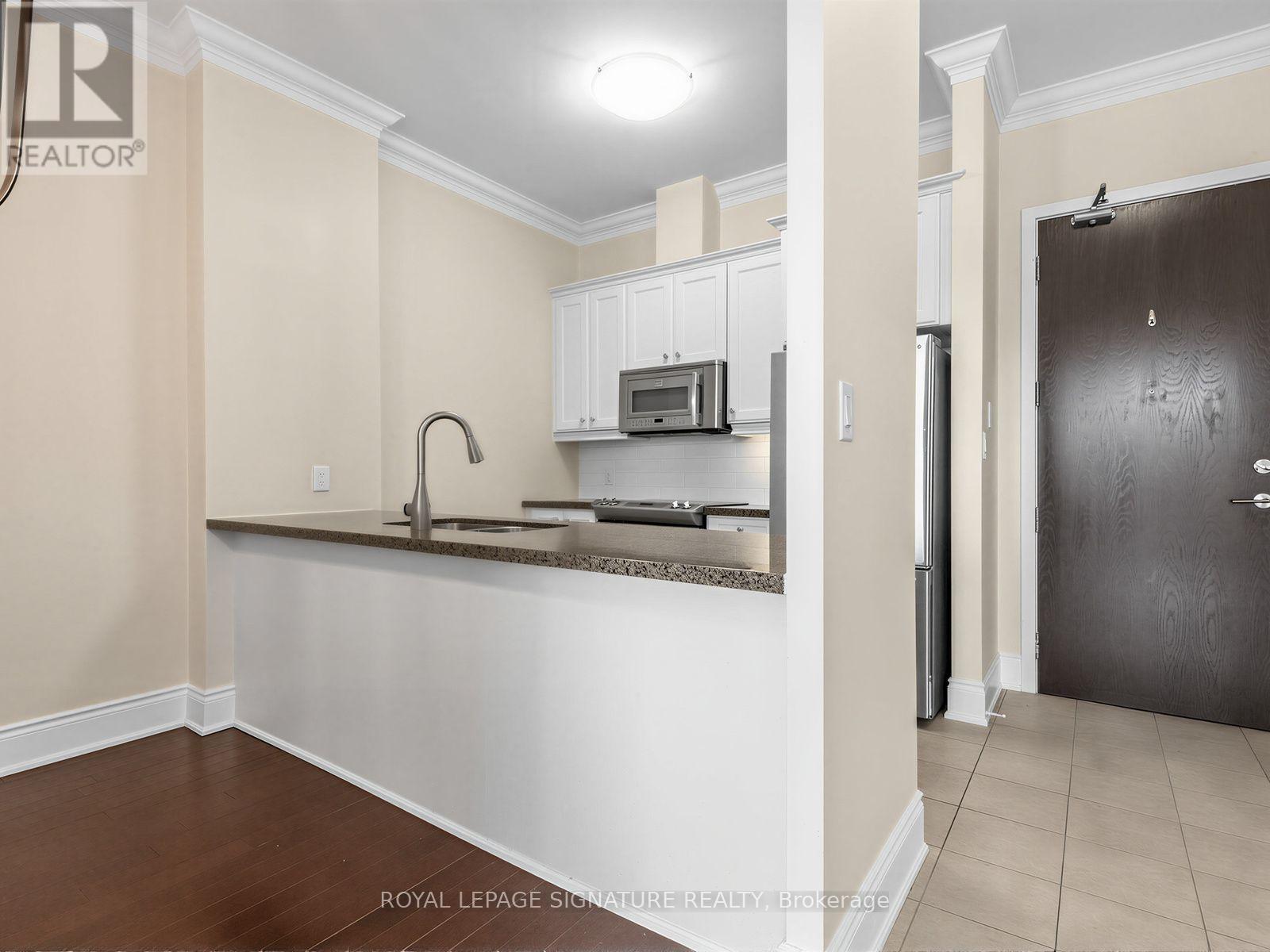 Ph611 - 281 Woodbridge Avenue, Vaughan, Ontario  L4L 0C6 - Photo 5 - N13694038