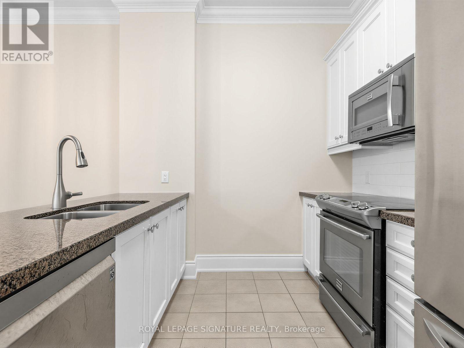 Ph611 - 281 Woodbridge Avenue, Vaughan, Ontario  L4L 0C6 - Photo 6 - N13694038