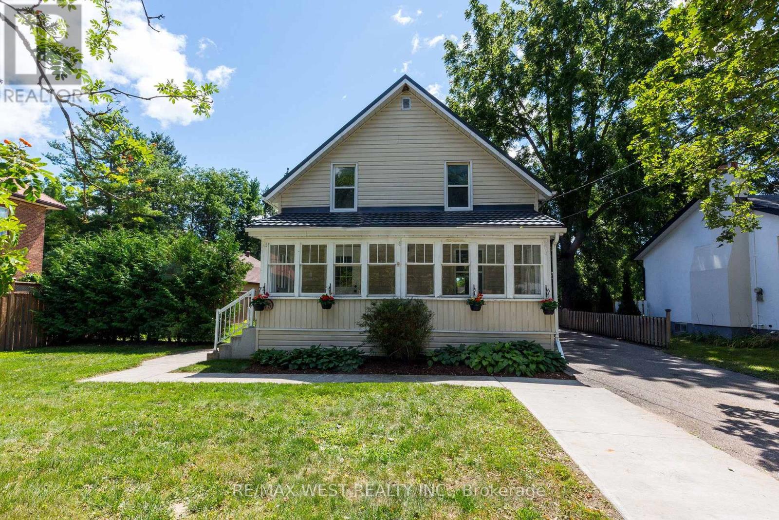 175 WELLINGTON STREET W, New Tecumseth, Ontario