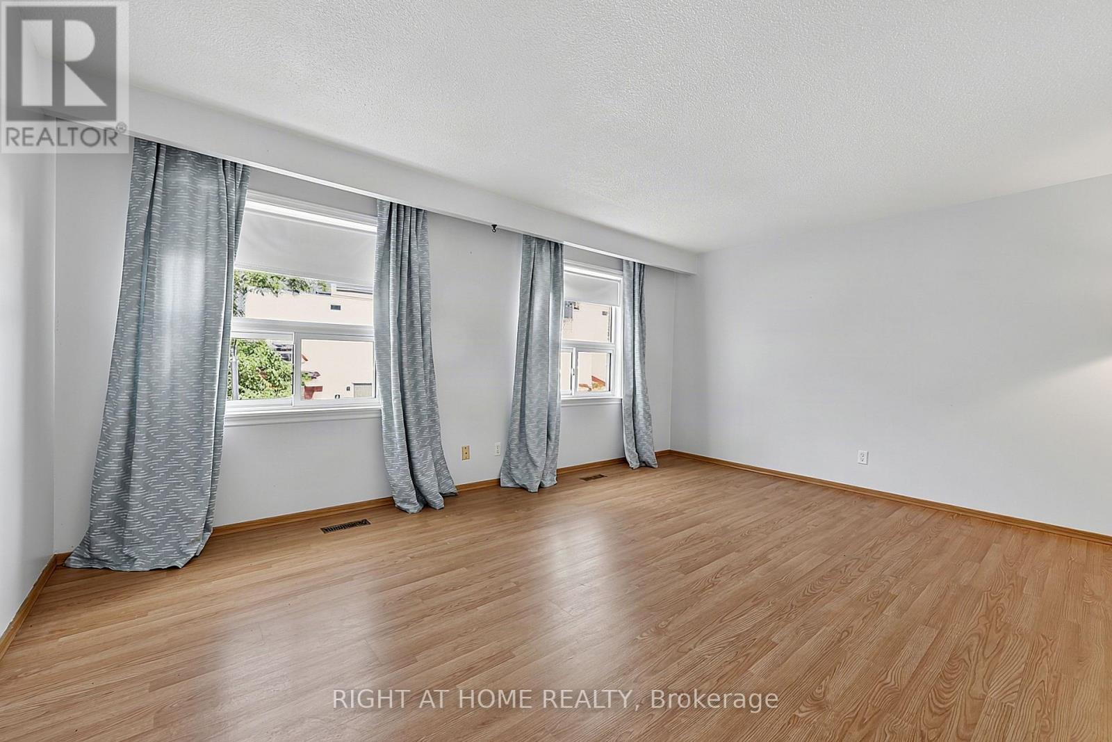 9 - 237 Steel Street, Barrie, Ontario  L4M 2H1 - Photo 16 - S13693964