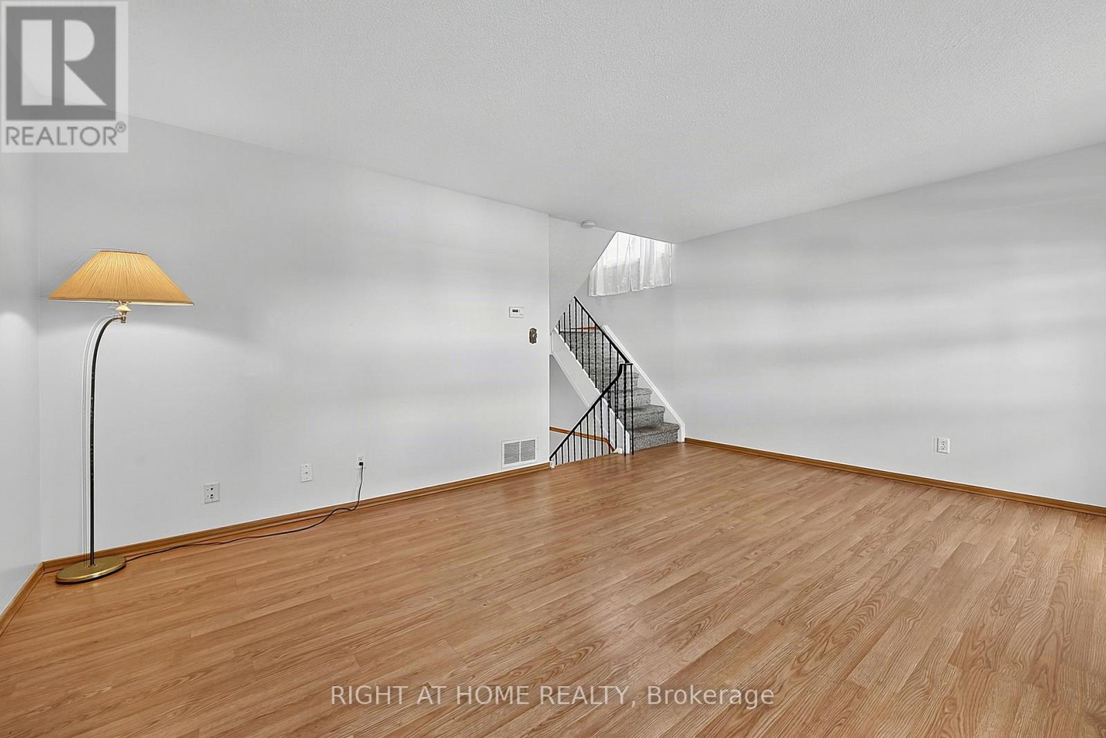9 - 237 Steel Street, Barrie, Ontario  L4M 2H1 - Photo 17 - S13693964