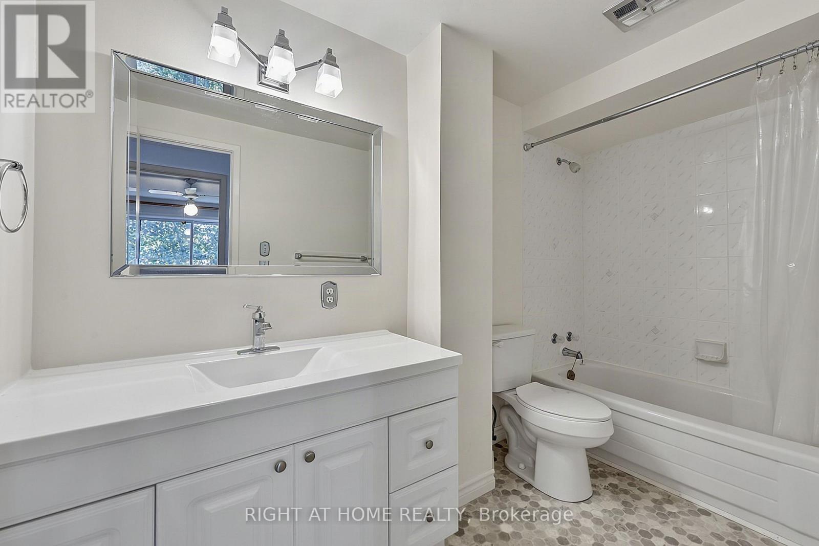 9 - 237 Steel Street, Barrie, Ontario  L4M 2H1 - Photo 23 - S13693964