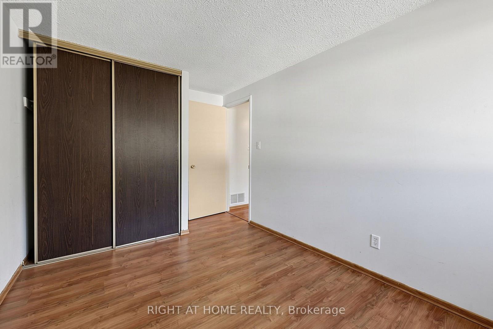 9 - 237 Steel Street, Barrie, Ontario  L4M 2H1 - Photo 25 - S13693964